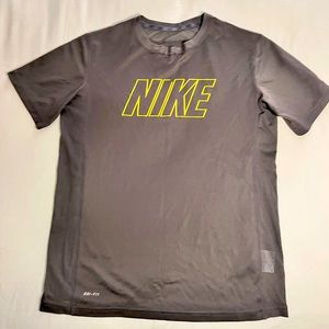 Nike Dri-FIT Men's Fitness T-Shirt